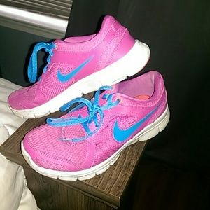 Nike flex experience RN 2